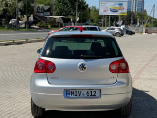 Volkswagen Golf foto 4