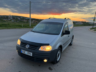 Volkswagen Caddy foto 1