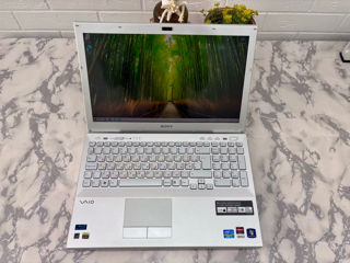 Vând laptop