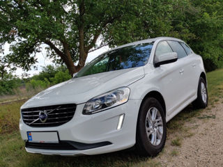 Volvo XC60 foto 2