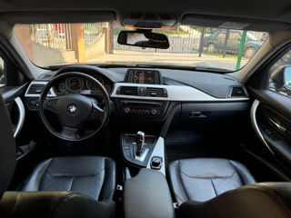 BMW 3 Series foto 8