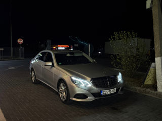 Mercedes E-Class foto 1