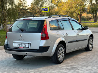 Renault Megane foto 8