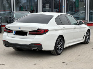 BMW 5 Series foto 4