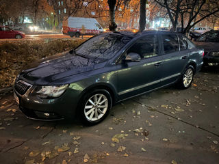 Skoda Superb foto 2