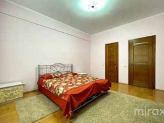 Apartament cu 3 camere, 132 m², Centru, Chișinău foto 10