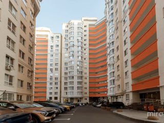 Apartament cu 2 camere, 61 m², Centru, Chișinău foto 13