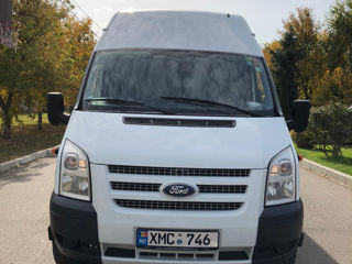 Ford Transit foto 1