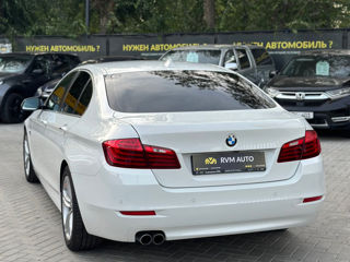 BMW 5 Series foto 6