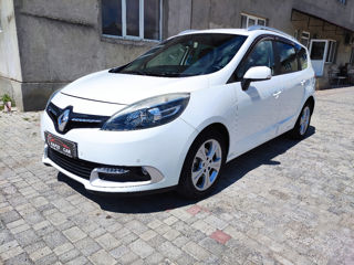 Renault Grand Scenic foto 1