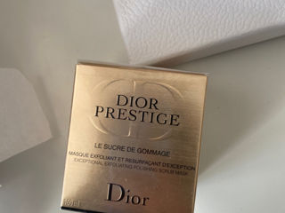 Parfum Miss Dior si masca Gommage Dior Prestige foto 4