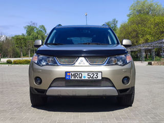 Mitsubishi Outlander foto 5