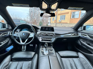 BMW 7 Series foto 5