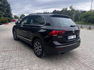 Volkswagen Tiguan foto 2