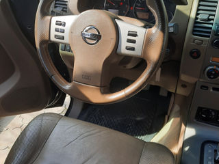 Nissan Pathfinder фото 7