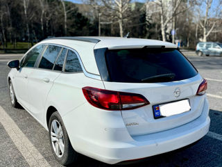 Opel Astra foto 4