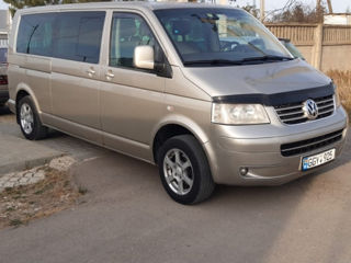 Volkswagen Caravelle foto 10