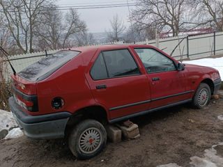 Renault 19 foto 3