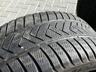 Pirelli 275 35 R19 foto 10