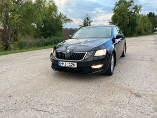 Skoda Octavia foto 1