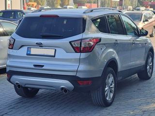 Ford Kuga foto 3