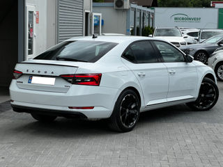 Skoda Superb foto 4