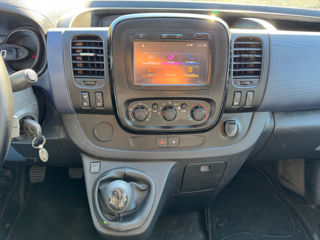 Opel Vivaro foto 13