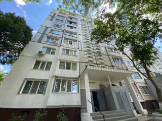 3-х комнатная квартира, 73 м², Телецентр, Кишинёв