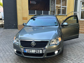 Volkswagen Passat foto 2