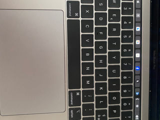 Vând MacBook Pro 2019, 13inch foto 4