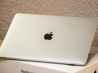 MacBook Pro 13/ Core i5 7360u/ 8Gb Ram/ 256Gb SSD/ 13.3" Retina/ 354Cycles! foto 12