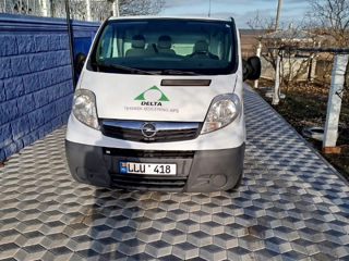 Opel Vivaro foto 9