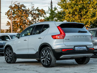 Volvo XC40 foto 2