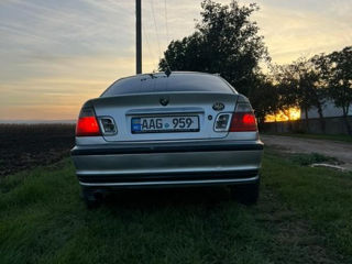 BMW 3 Series foto 4