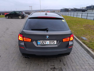 BMW 5 Series Touring foto 4