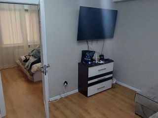 Apartament cu 1 cameră, 42 m², Centru, Chișinău foto 3