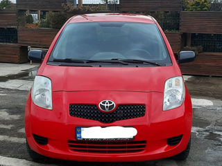 Toyota Yaris foto 8