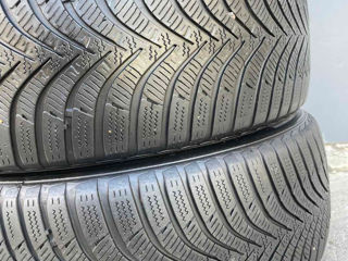 Vând 4 cauciucuri de iarnă 205/55 r16 Hankook