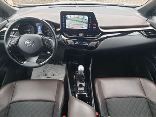 Toyota C-HR foto 7