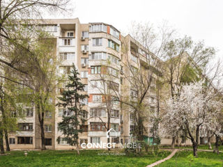 Apartament cu 2 camere, 67 m², Centru, Chișinău foto 20