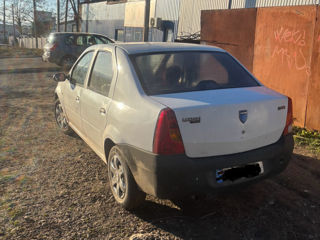 Dacia Logan foto 4