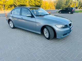 BMW 3 Series foto 10