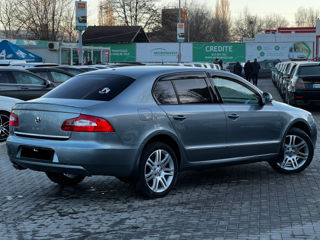 Skoda Superb foto 4