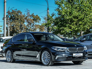 BMW 5 Series foto 4