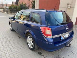 Opel Astra foto 4