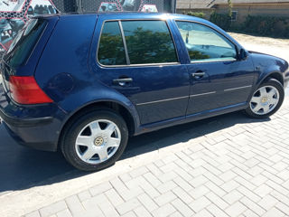 Volkswagen Golf foto 2