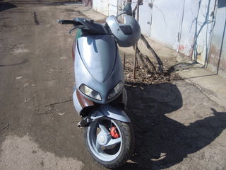 Aprilia foto 2