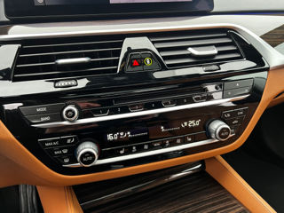 BMW 5 Series foto 11