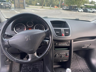 Peugeot 207 foto 5