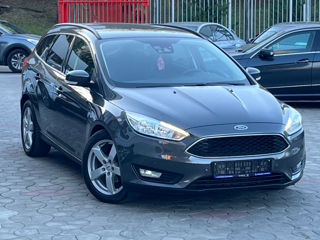 Ford Focus foto 1